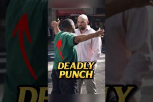 Street Fight Survival: How to Protect Yourself Like a Pro.#boxing #selfdefense #viralvideo #fighting