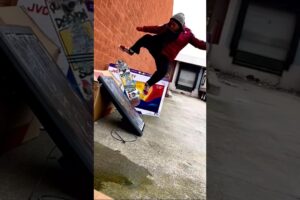 Tech vs. Deck. Who wins? 🔥 #skateboarding #skateboardvibes #skateboard #extremesports #skateboard