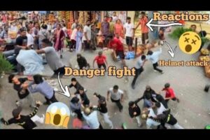 Danger fight in public🤬😳 helmet attack🥹😥 // Fight prank in public🤪😅 || Nakesh rai