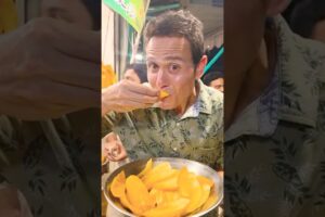 Trying the World's Best Mangoes!