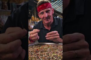 World’s Tiniest SNAIL!! 🐌