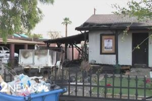 Triple house fire in Phoenix leaves 11 displaced, animals rescued