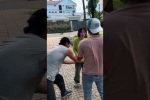 STREET FIGHT, WITH GANGSTERS 00650 #ytshorts #korean #comedy #video #movie #Vialshorts